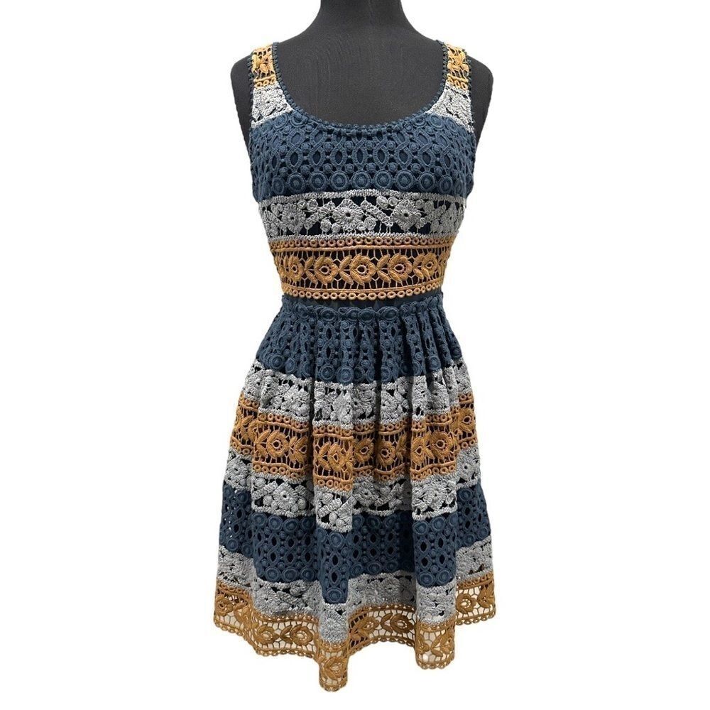 Maeve Colorblock Eyelet Lace Fit & Flare Floral Cutout Mini Dress Sz 4